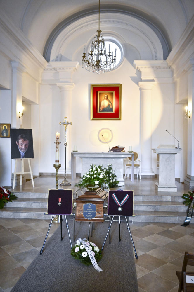 Pogrzeb Edwarda Linde-Lubaszenki