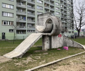 Betonowa zjeżdżalnia w Tychach