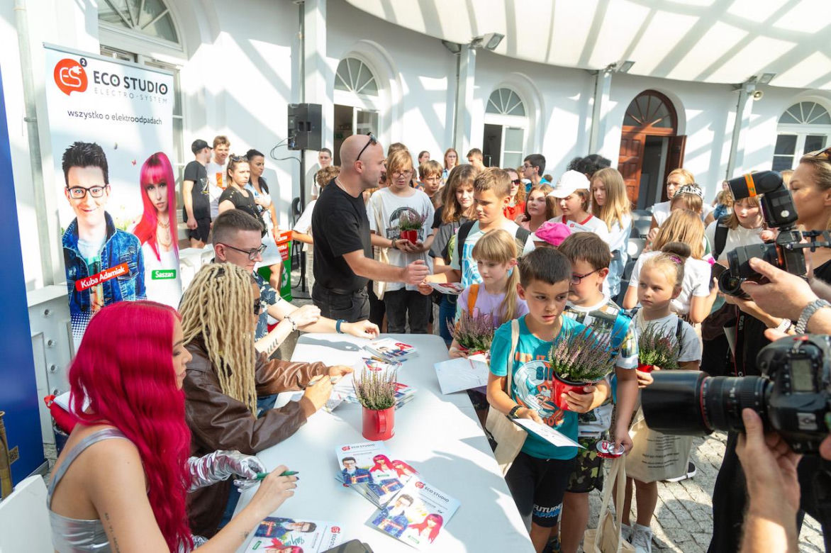 Gwiazdy wielkiego finału Eco Srudio Electro-System z okazji Sprzątania Świata!
