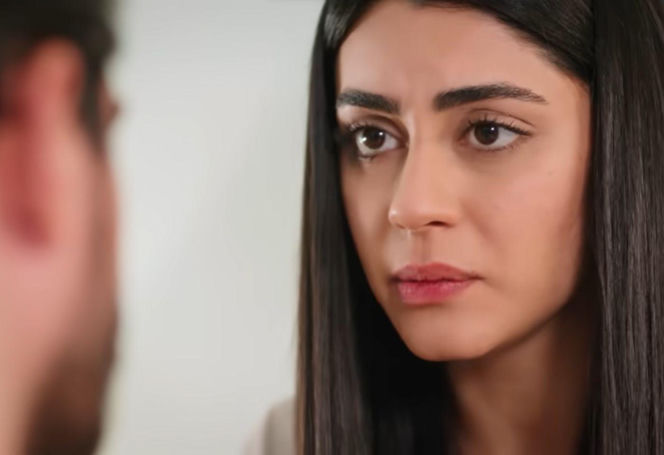 "Panna młoda", odcinek 38: Cihan i Hancer zostają na noc u Deryi. Dojdzie między nimi do zbliżenia?