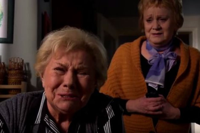 M jak miłość, Barbara (Teresa Lipowska), Kisielowa (Małgorzata Różniatowska)