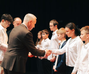 Najzdolniejsi uczniowie odebrali stypendia Prezydenta Miasta Siedlce