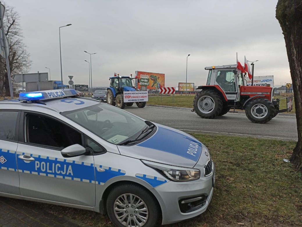 Strajk rolników w Krakowie i Małopolsce. Ciągniki blokują ulice w miastach