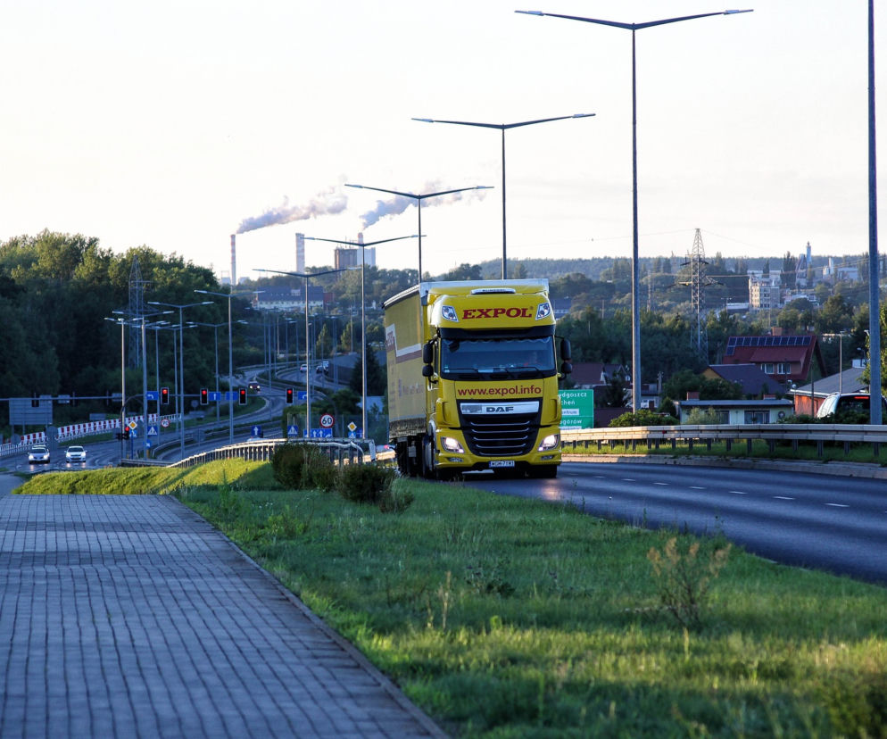 Załuzie. Zrobił to celowo? Tir zmiótł 31-latka na DK nr 60!