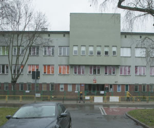 Zamknięta szkoła przy ul. Boremlowskiej