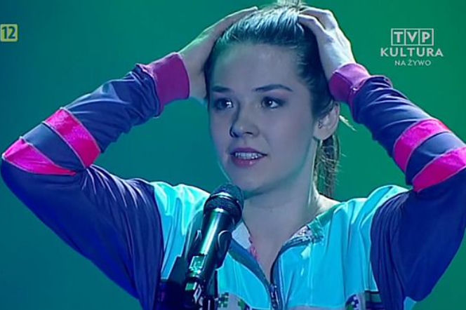 Nowy HIT SIECI! Hera, koka, hasz, LSD. Czyli o czym śpiewa Karolina Czarnecka? WIDEO