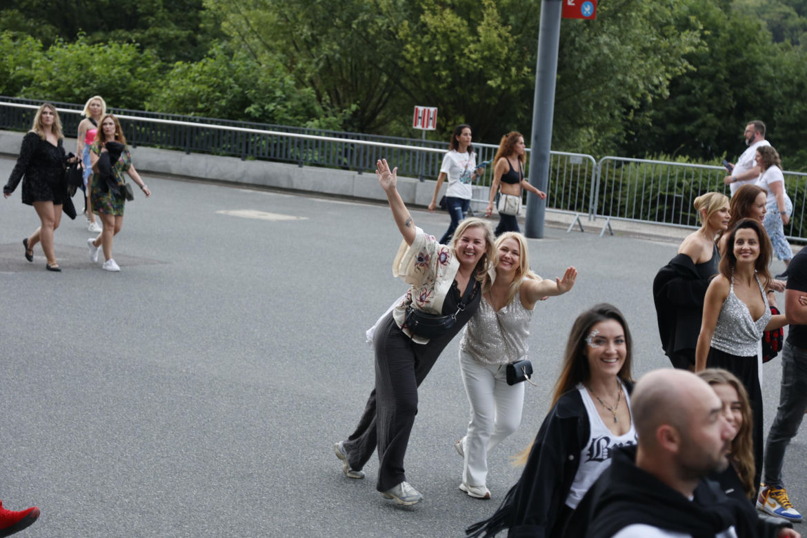 Koncert Jennifer Lopez w Warszawie (25.07.2025) - część pierwsza. Organizatorem koncertu jest Prestige MJM