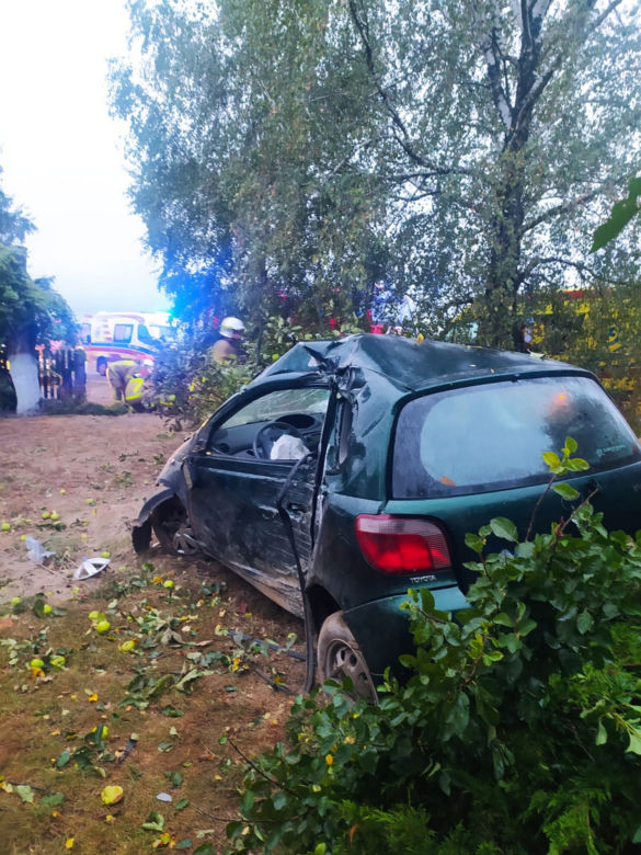 Karol zginął w wypadku, a jego kolega przeżył, bo wypadł z samochodu