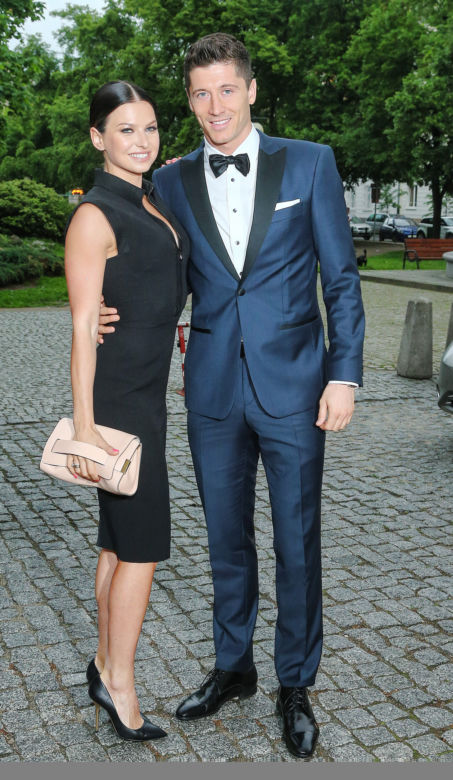 ANNA LEWANDOWSKA