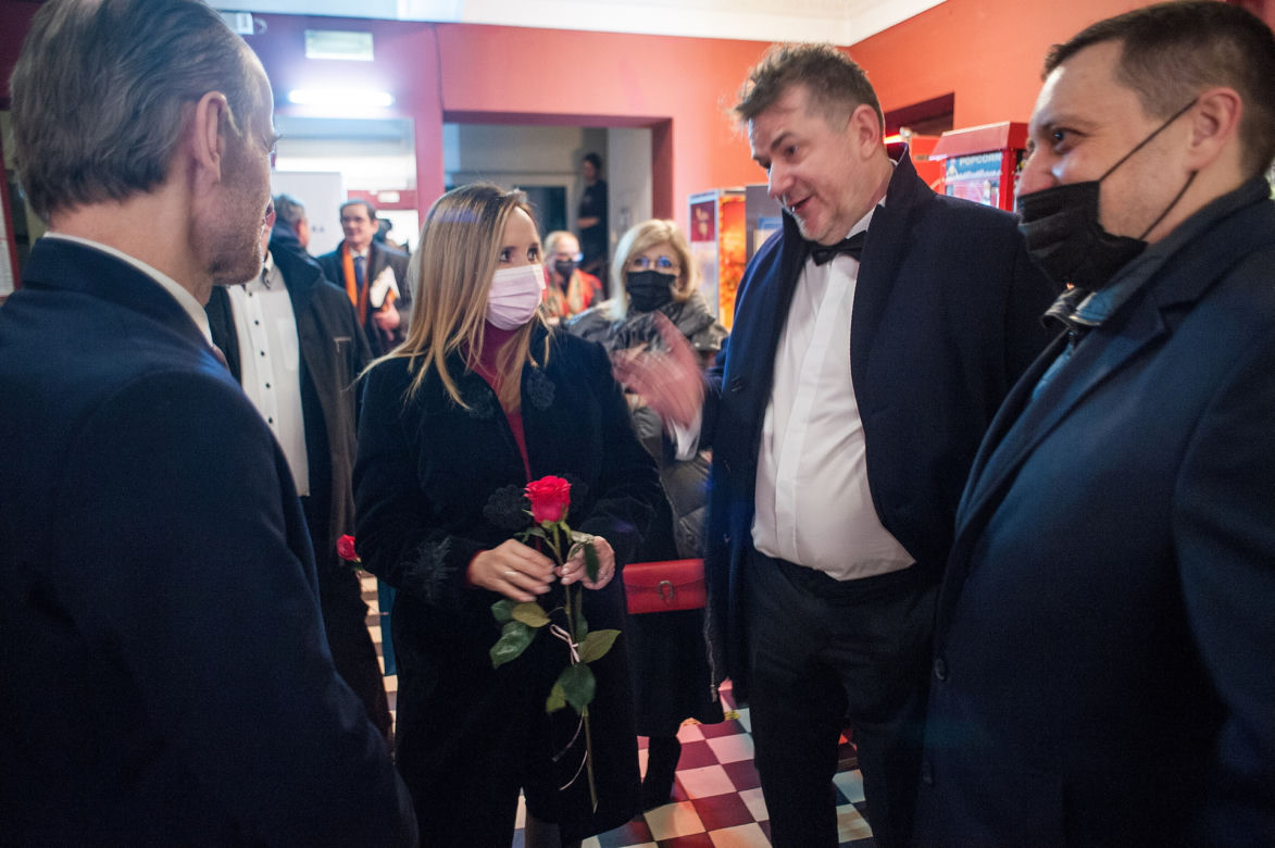 Jacek Kurski z żoną Joanną na premierze filmu „Marusarz. Tatrzański Orzeł”