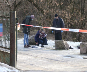 Makabryczne odkrycie we Włochach. Prawdopodobne morderstwo 