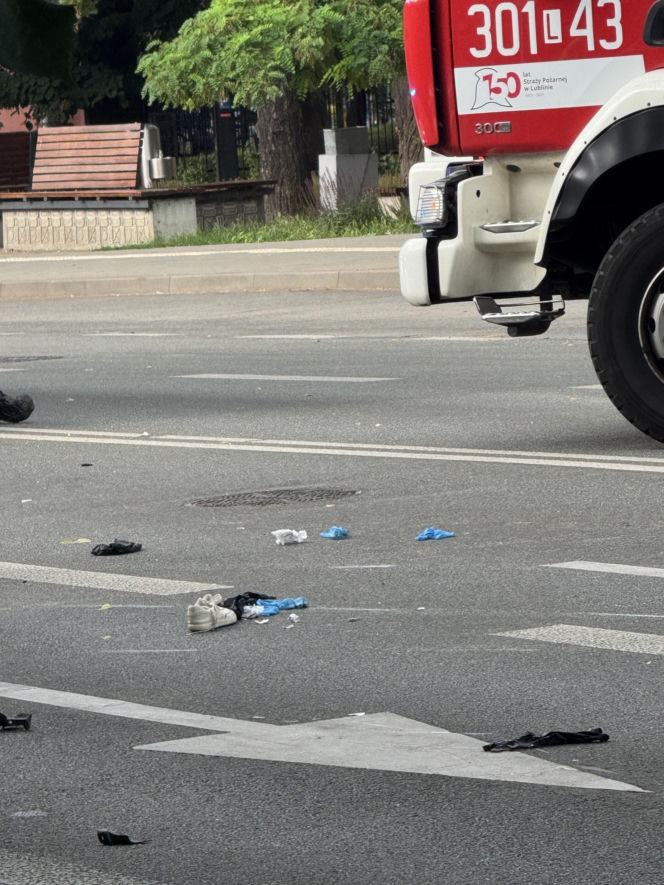 Tragiczny wypadek w Lublinie. Nie żyje pasażerka BMW, siedem osób w szpitalach
