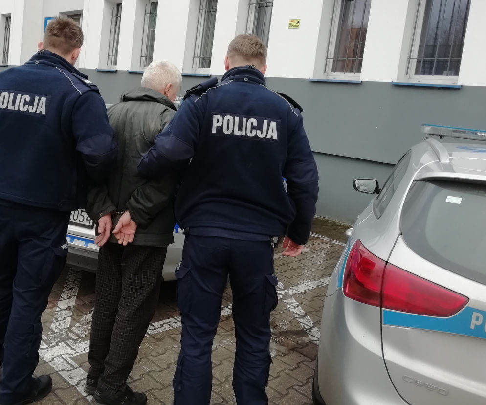 Pijany PIESZY sprawcą kolizji! To nie jedyny wybryk, solidnie też nawtykał policjantowi 