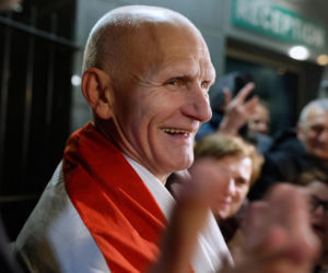 Szokująca decyzja Łukaszenki! Laureat Pokojowej Nagrody Nobla wypuszczony z więzienia. Kim jest Aleś Bialacki?