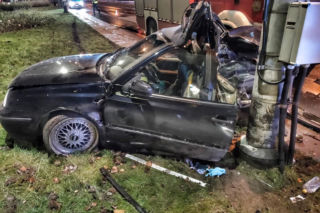 ŚMIERTELNY wypadek w Trójmieście. Lekarzom nie udało się URATOWAĆ kierowcy. „Dziś mój świat się zawalił