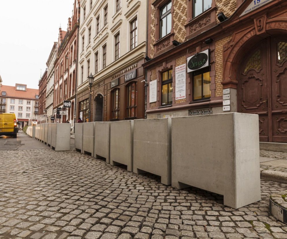Kwietniki jak zapory przeciwczołgowe