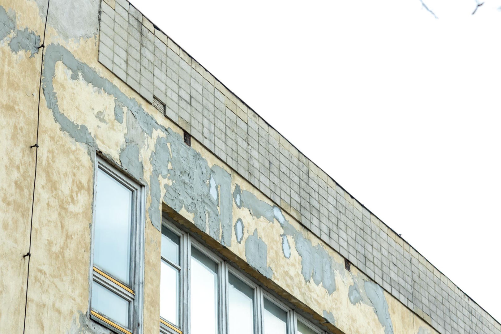 Dawna szkoła powszechna na Słomińskiego 1 w Warszawie