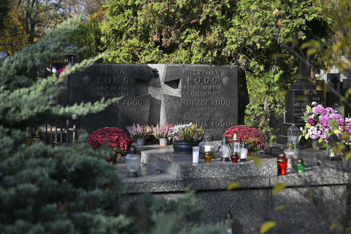 Grób Mieczysława Fogga na Cmentarzu Bródnowskim