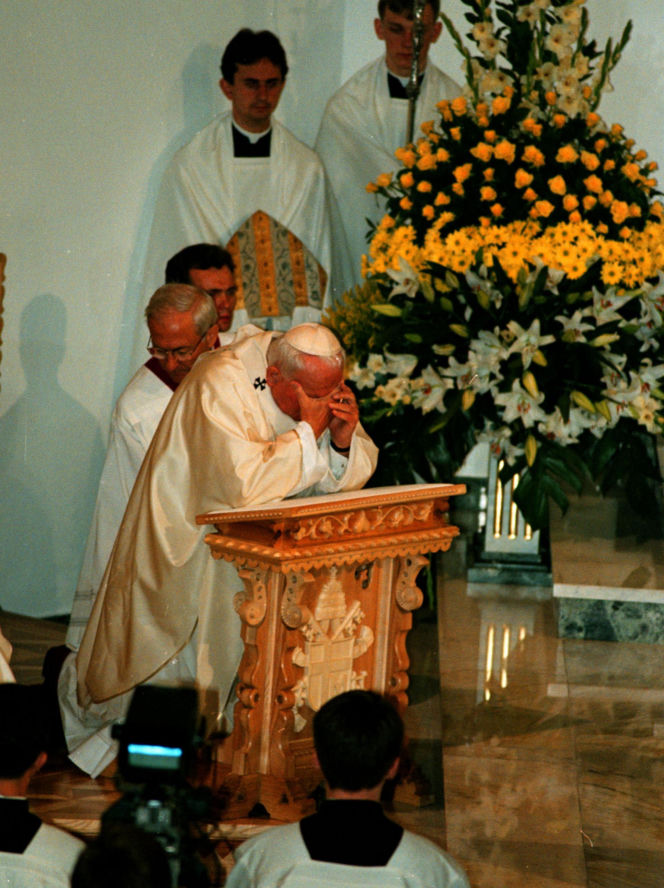 Jan Paweł II zgromadził na Wielkiej Krokwi 300 tysięcy wiernych