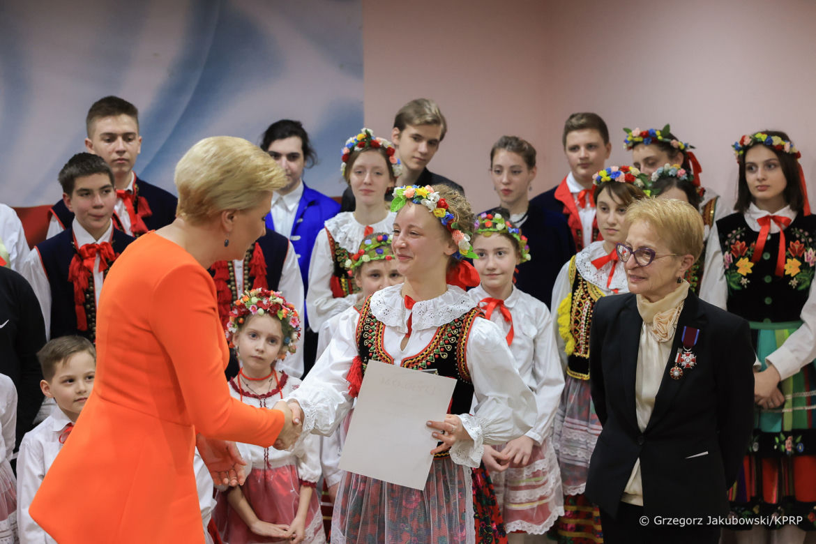 Agata Duda niczym Mandaryna!