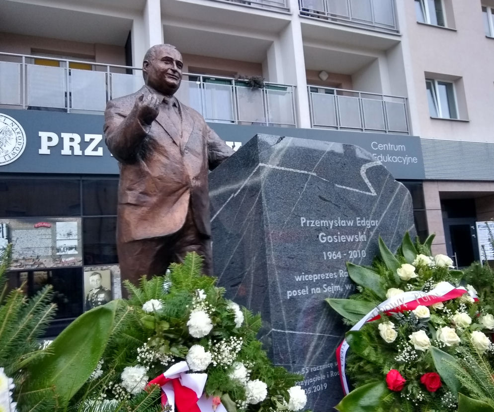 Pomnik Przemysława Gosiewskiego w Kielcach