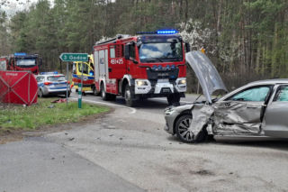 Tragedia na DK 42 Starachowice - Rudnik.  W wypadku zginął motocyklista 