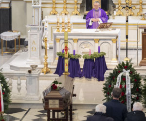 Jarosław Kaczyński na pogrzebie pierwszego naczelnego Gazety Polskiej