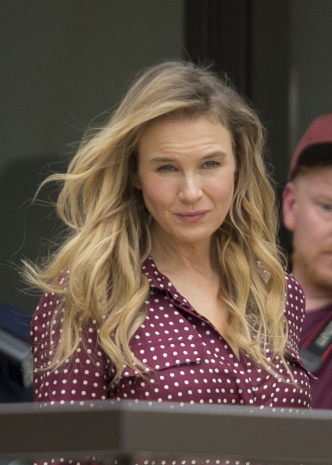 Trzy twarze Bridget Jones! Szokujące przemiany Renée Zellweger 