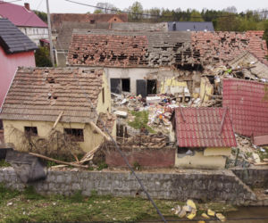 Gruzowisko zamiast domu. Straszny widok w Ożarach 