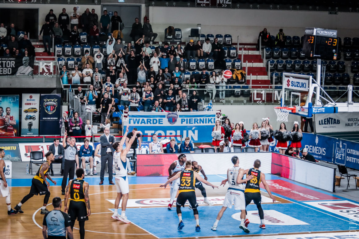 Twarde Pierniki Toruń - Trefl Sopot 73:92, zdjęcia z Areny Toruń