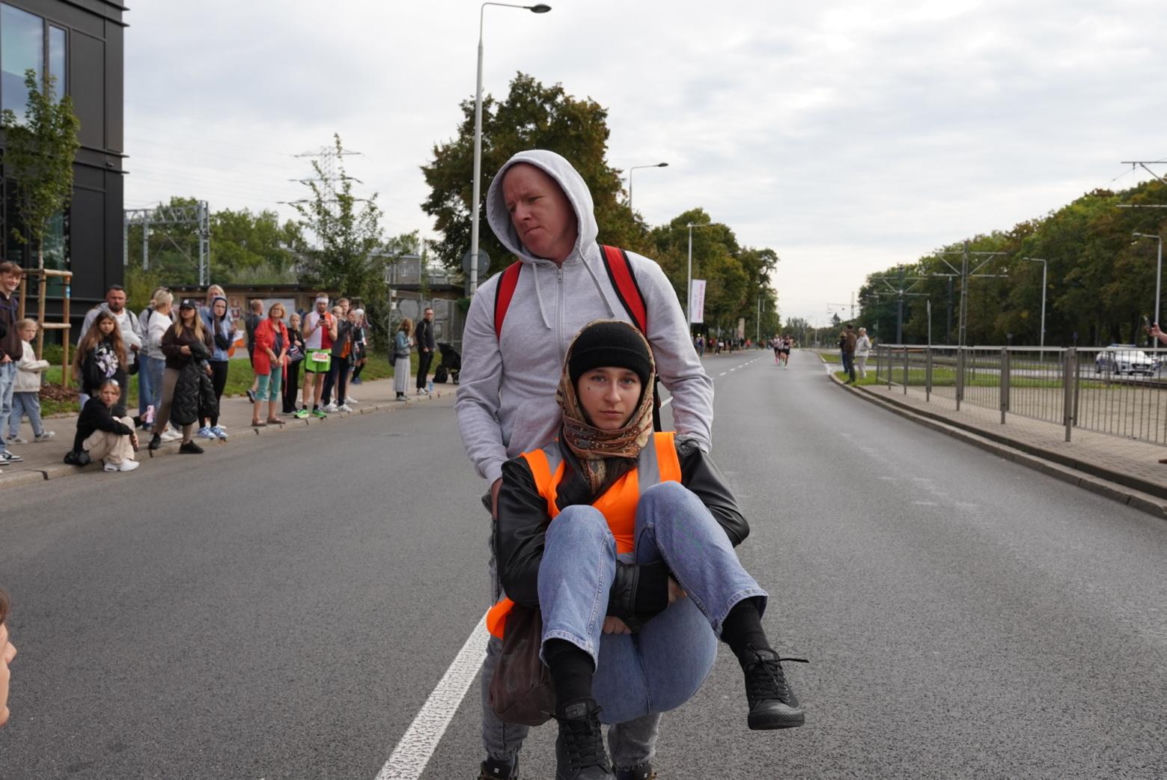 Aktywiści klimatyczni blokowali Maraton Warszawski