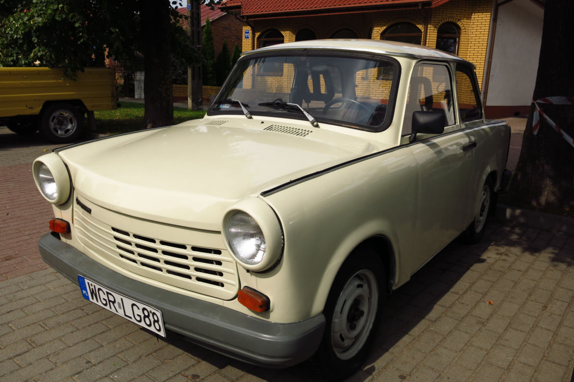 Zlot zabytkowych samochodów