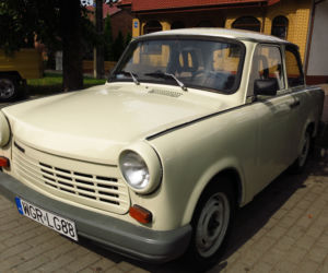 Zlot zabytkowych samochodów