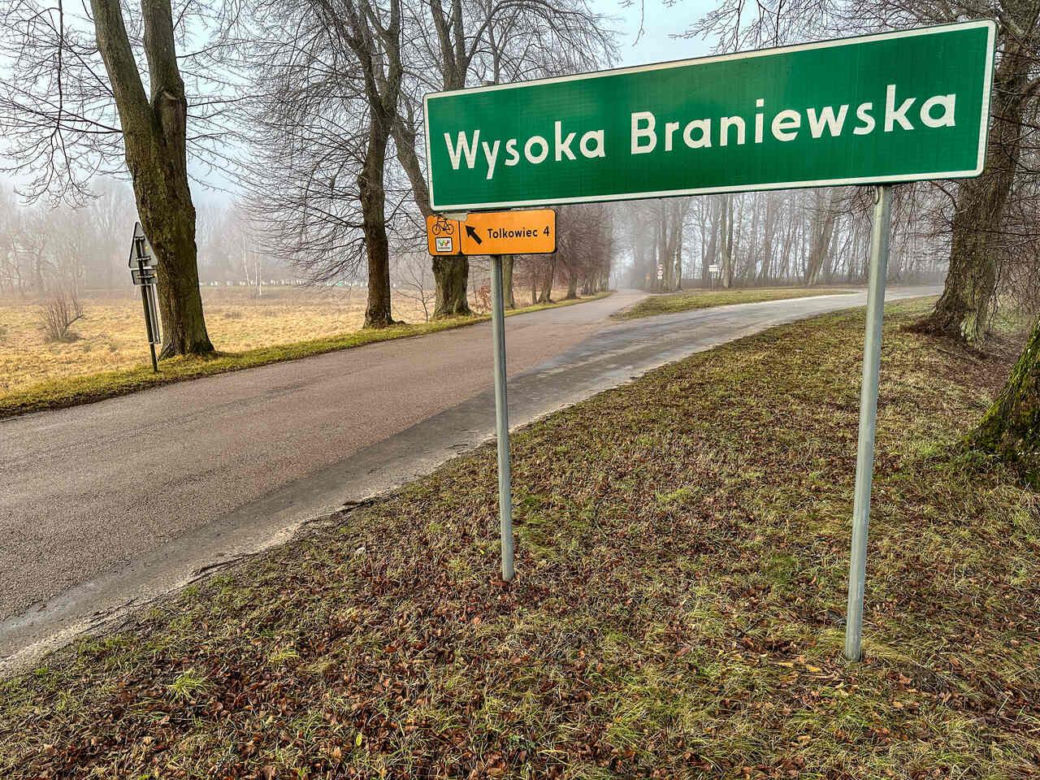 Skandal w Tolkowcu. Ksiądz zaatakował psa