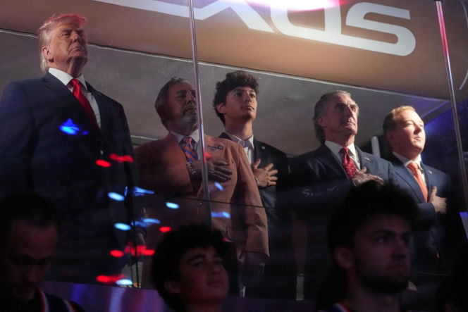 Trump wygwizdany przez kibiców na meczu finałowym NBA w Nowym Jorku, wcześniej zasnął