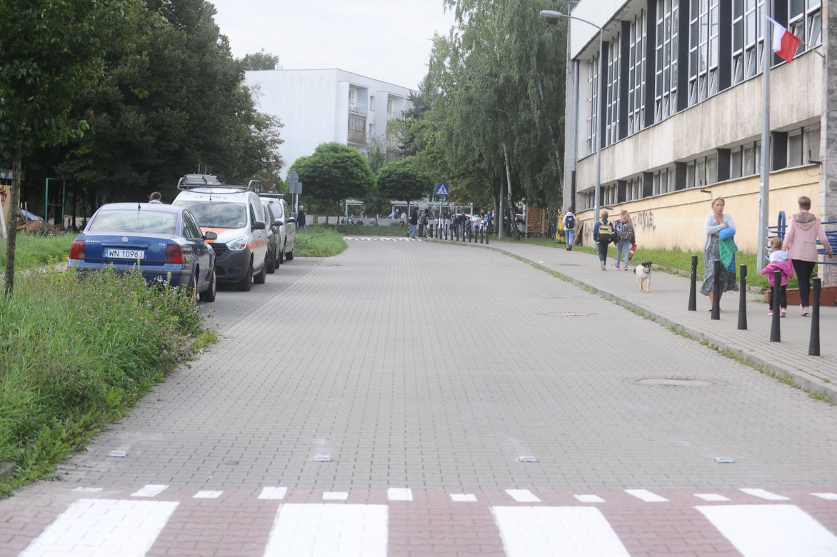 Nie odwieziesz swojego dziecka bezpośrednio pod szkołę!