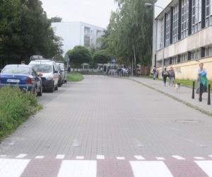 Trzaskowski zamyka drogę. Rodzice są wściekli