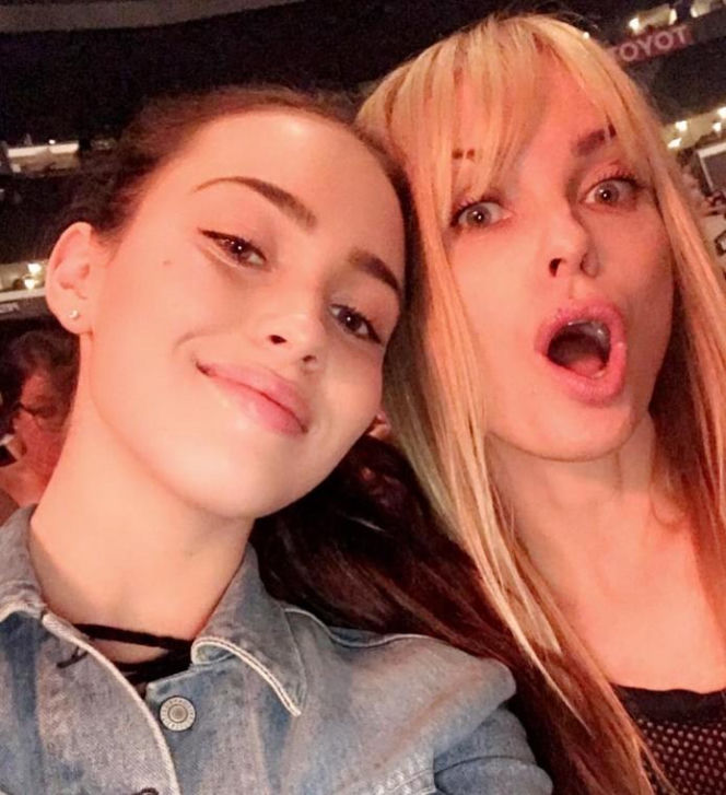 Julia Scorupco, córka Mariusza Czerkawskiego i Izabelli Scorupco