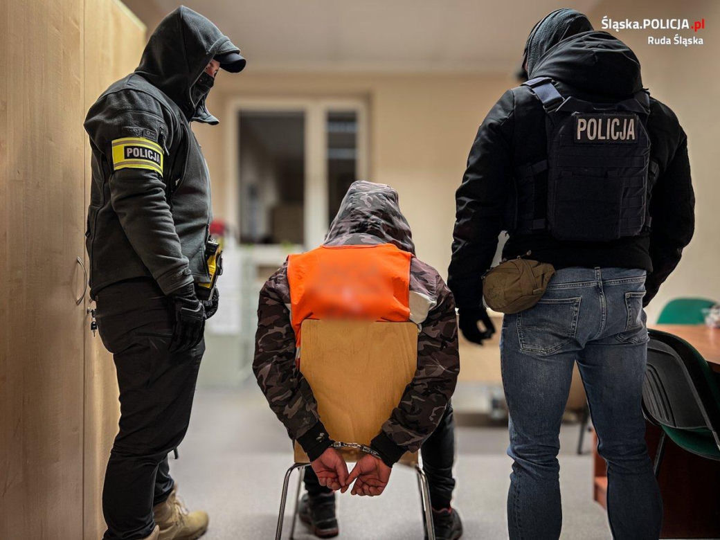 Śląskie: Pseudokibice wyciągnęli 15-latka ze szkoły i pobili. Poszło o barwy