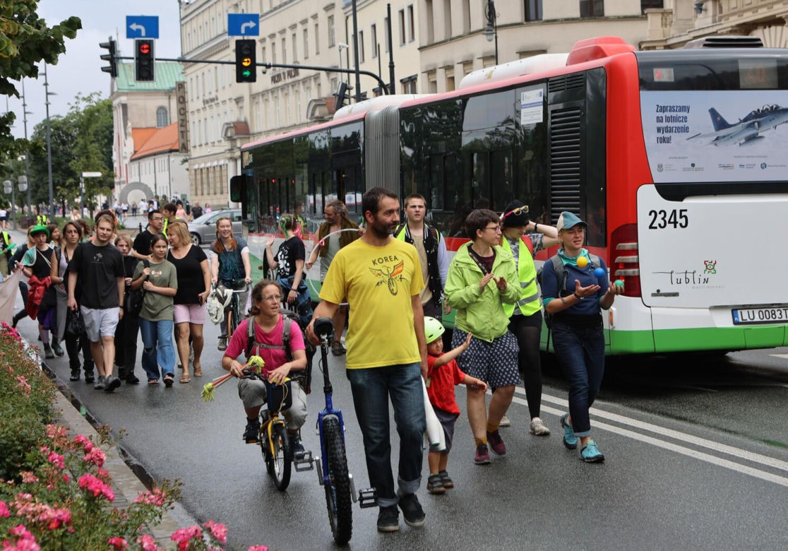 Wielka Parada Cyrkowa przeszła ulicami Lublina. Było kolorowo!