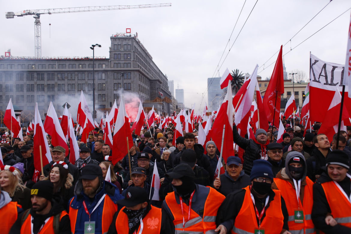 Marsz Niepodległości 2023 Warszawa. ZDJĘCIA. Tak stolica wygląda 11 listopada! GALERIA cz. 1