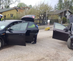 30-letnim golfem pędził 180/h 