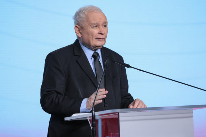 Jarosław Kaczyński wybrał kandydata na premiera z PiS. Odsłoni wszystkie karty w nieprzypadkowym miejscu! 