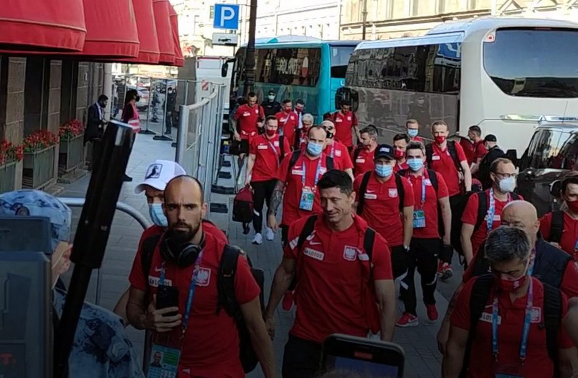Reprezentacja Polski zameldowała się w hotelu w Petersburgu 