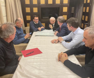 Mateusz Morawiecki i Jarosław Kaczyński w drodze do Kijowa