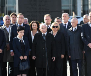 Konfrontacja na miesięcznicy smoleńskiej! Ostra reakcja Jarosława Kaczyńskiego 