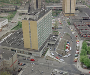 Tak wyglądały Katowice w latach 1989-2004. Te zdjęcia to prawdziwe perełki! [GALERIA]