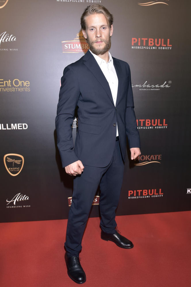 Sebastian Fabijański przeszedł ogromną metamorfozę. Kiedyś twardziel, dziś podbija taneczny parkiet