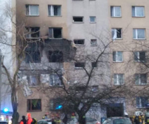 Wybuch gazu w bloku w Zabrzu. Mężczyzna wyleciał przez okno