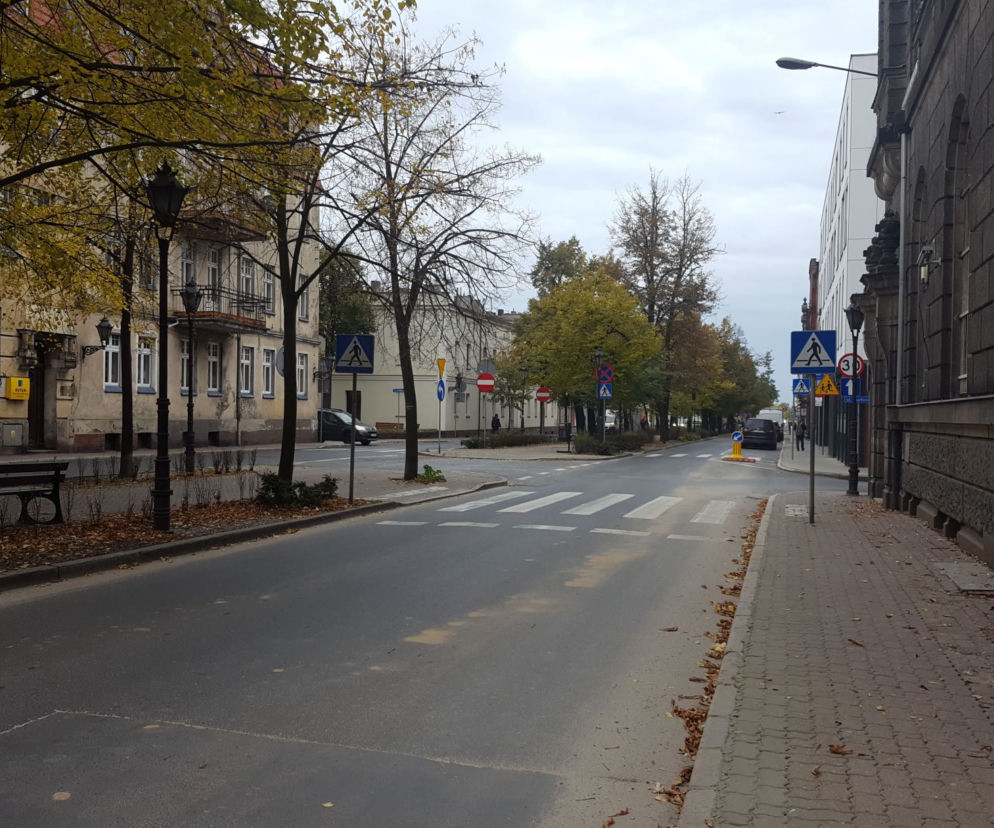 Wypadek na pasach. 78-latka w samochodzie potrąciła 12-letniego pieszego